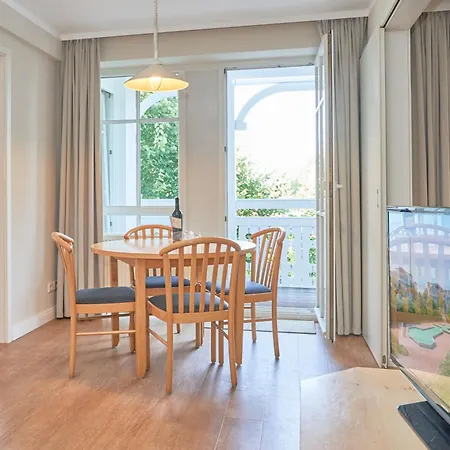 615, Seepark Apartment